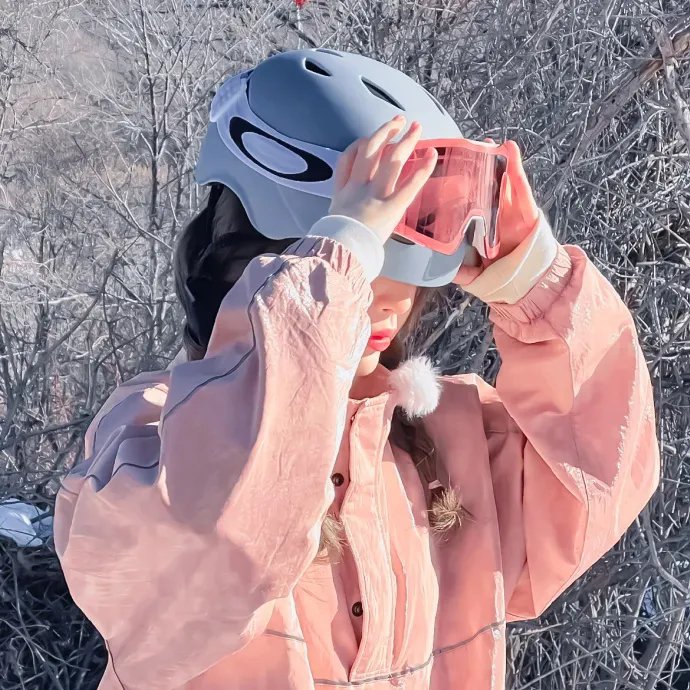 侬好,我的东北女友